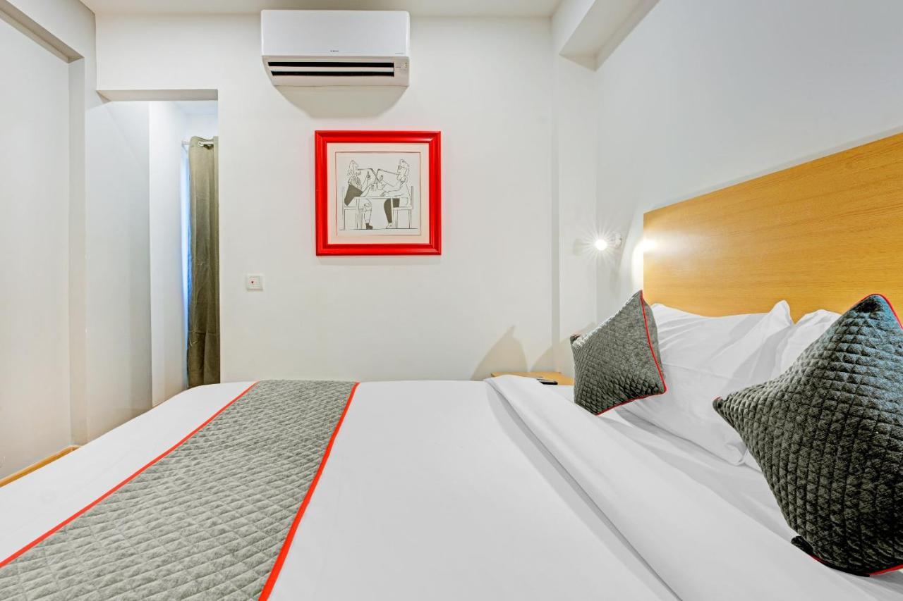 Отель Oyo Townhouse 74871 Thoraipakkam Ченнаи Экстерьер фото