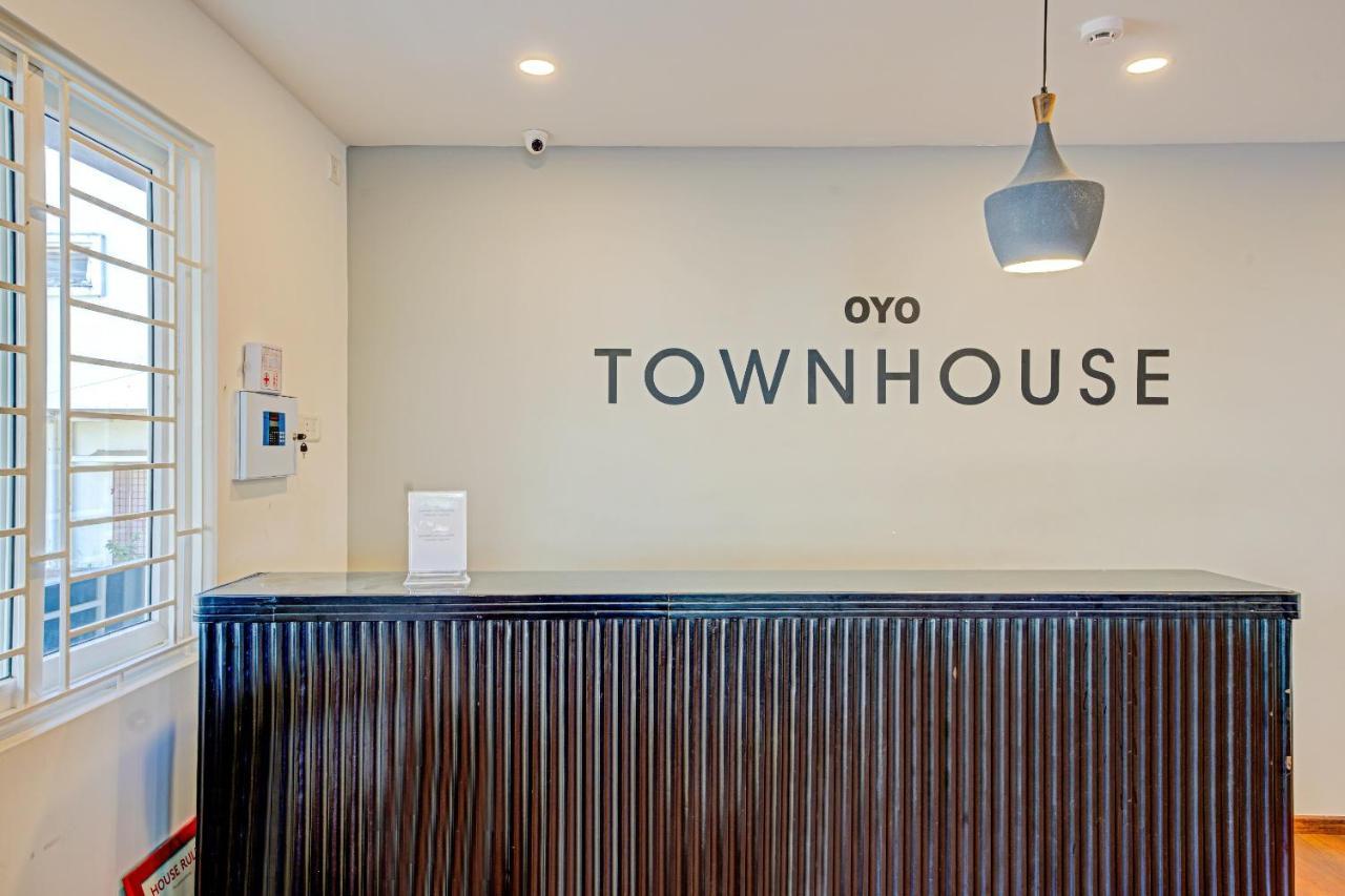 Отель Oyo Townhouse 74871 Thoraipakkam Ченнаи Экстерьер фото